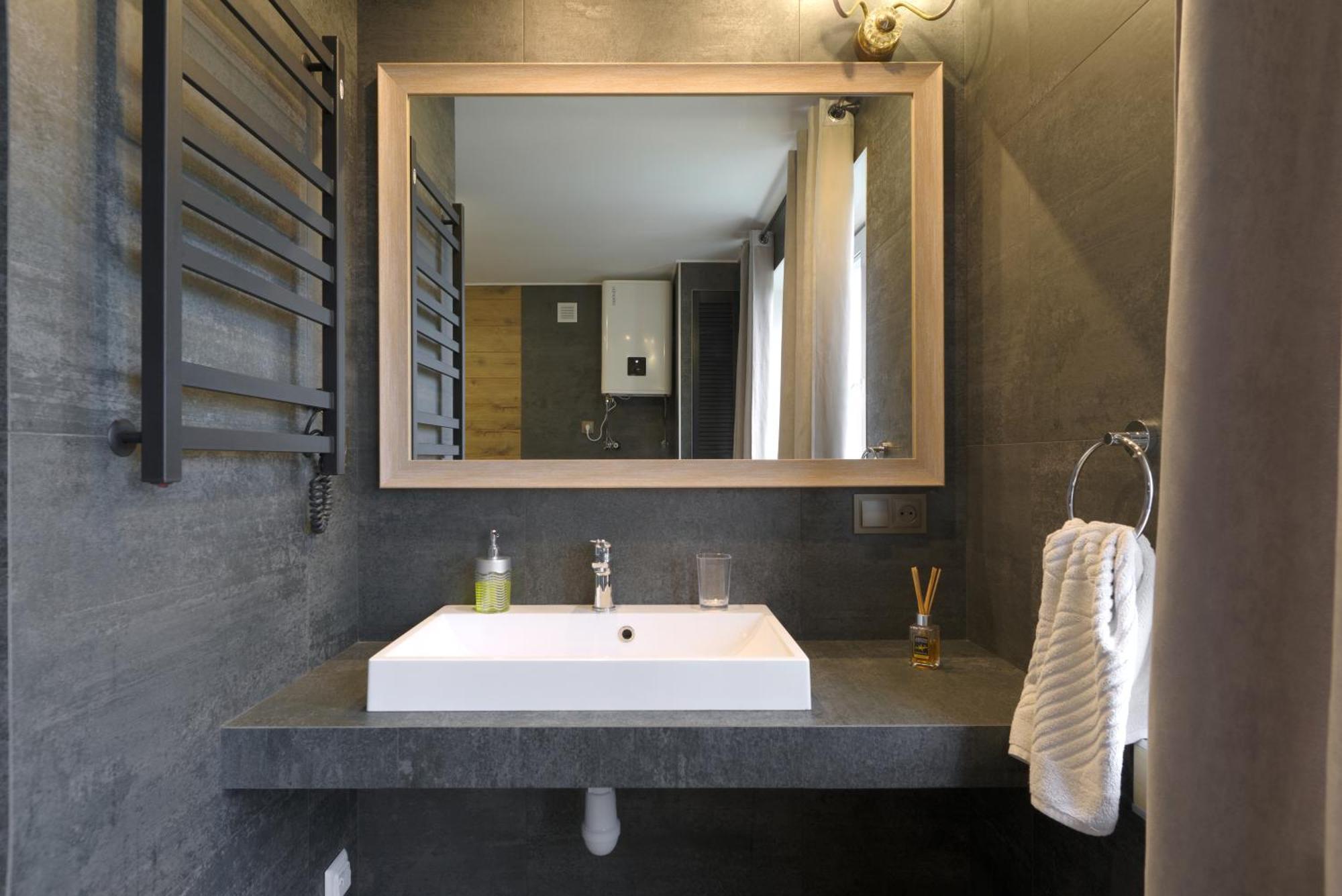 Vip Apartment Studio On Lesi Ukrainky 17 Blvd Kiev Esterno foto