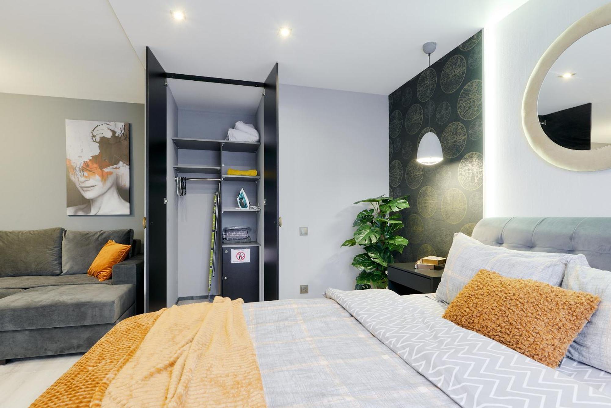 Vip Apartment Studio On Lesi Ukrainky 17 Blvd Kiev Esterno foto
